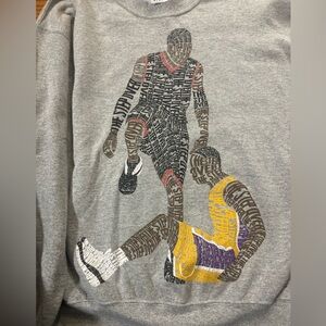 Gray Men’s step over crew sweatshirt - size M